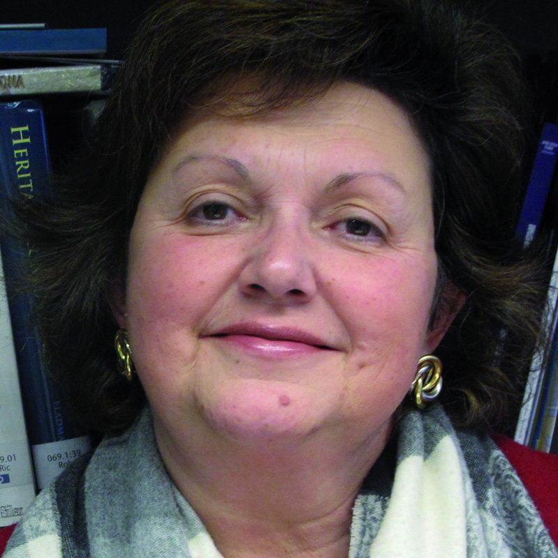 Foto de la catedràtica Glòria Munilla Cabrillana