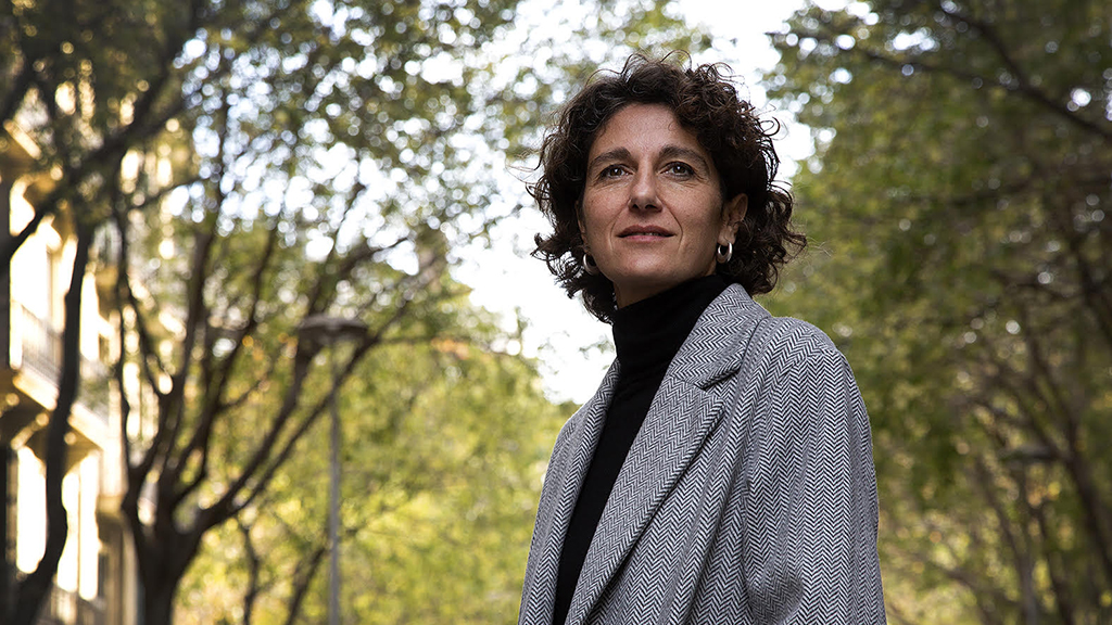 Marina Garcés, director of the UOC's Master's Degree in Philosophy for Contemporary Challenges, used the interview to explain the objectives of MUSSOL, a new philosophy research group that she is coordinating. (photo: Ruth Marigot)