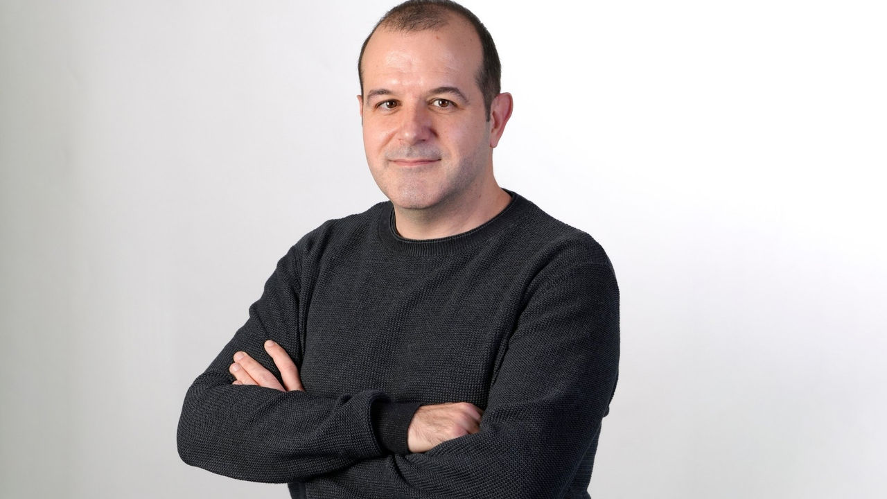 Marc Compte-Pujol studies the relationships between organizations and their audiences, as well as the application of strategic planning to communication (photo courtesy of M. C.-P.).