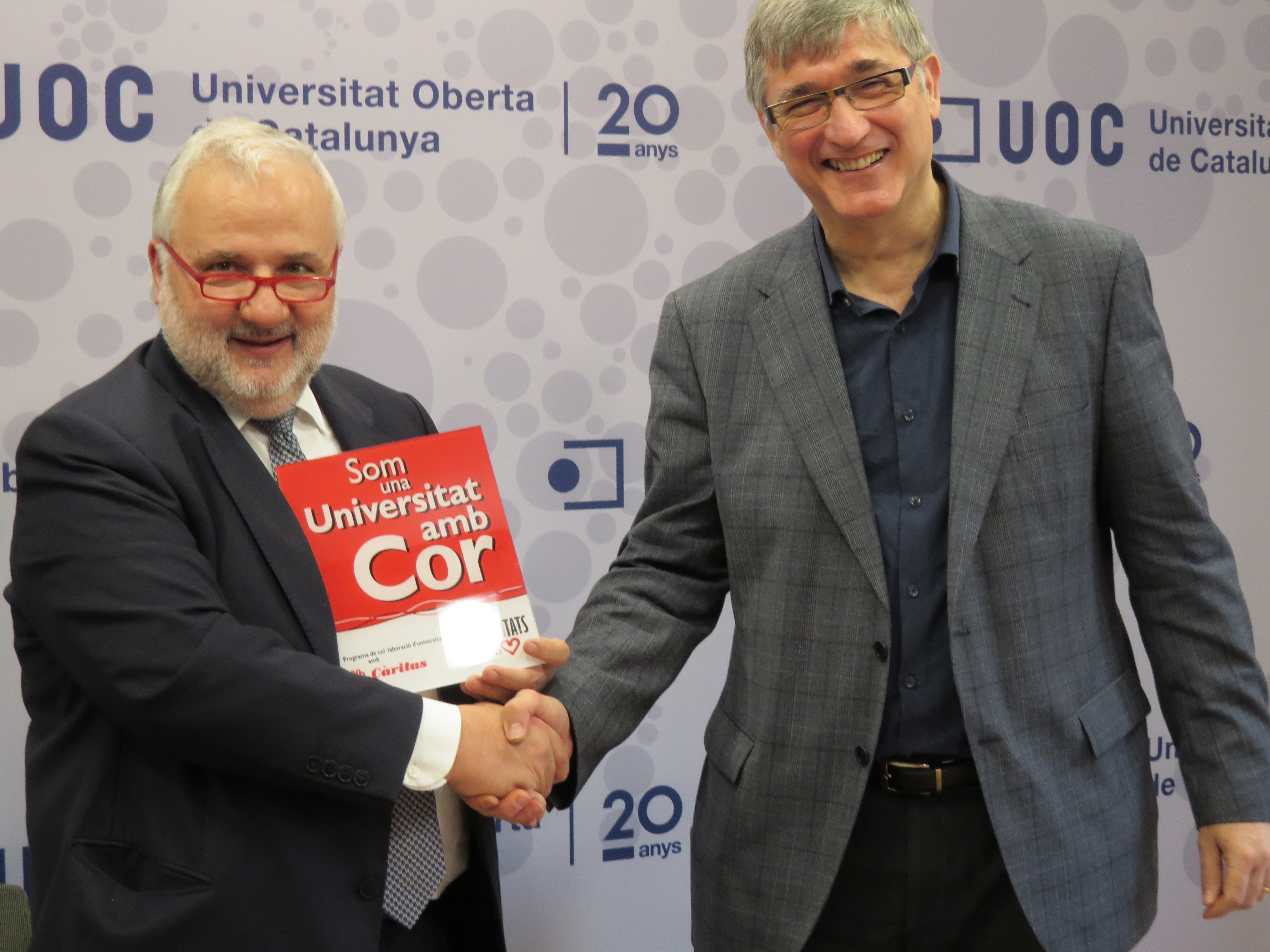 El acuerdo de colaboración pretende la sensibilización social de los alumnos.