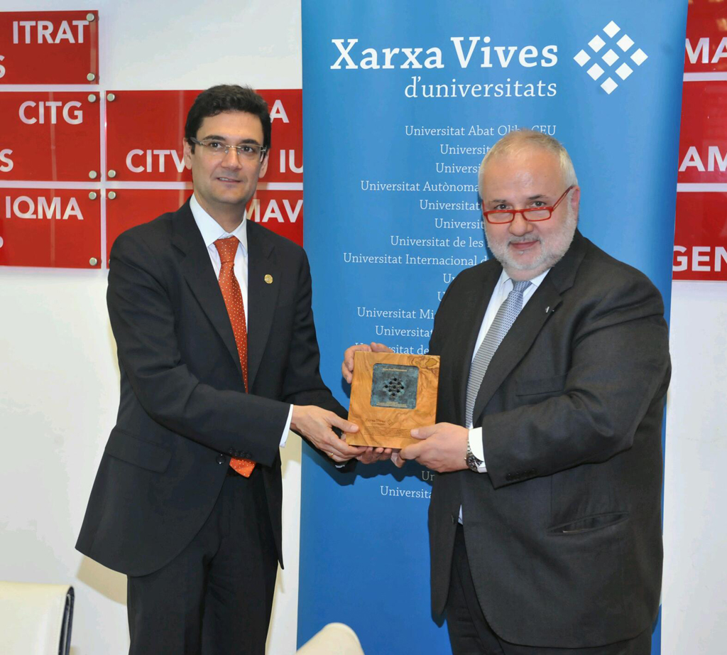 Josep A. Planell n'assumia el càrrec l'abril de 2015, de la mà del rector de la UdG.