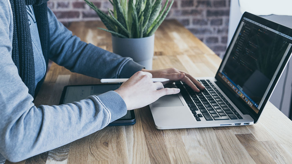 Foto: Unplash / Lara Far