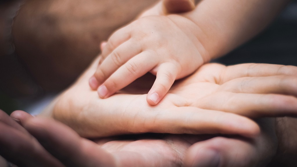 Una investigación de la UOC analiza el rol de  padres y madres cuidadores en estas familias (Foto: Eugene Chystiakov, Unsplash)