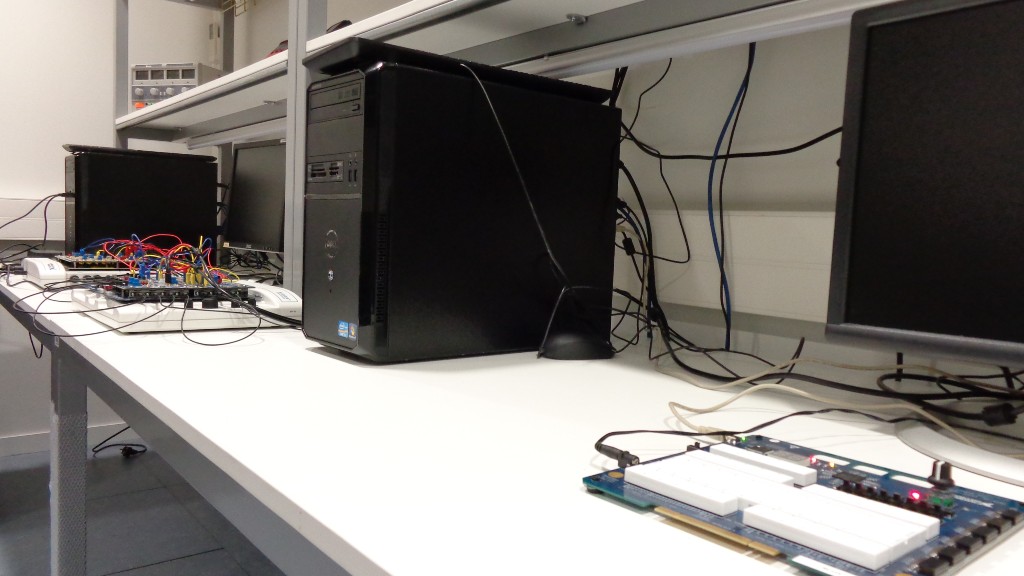 El laboratorio remoto para prácticas de informática de la UOC (foto: UOC)