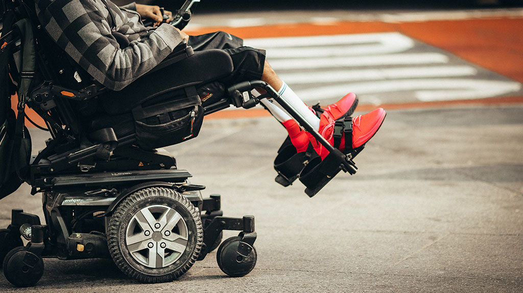 Accessibility measures to facilitate inclusion are in place at the UOC. (Photo: Jon Tyson / Unsplash)