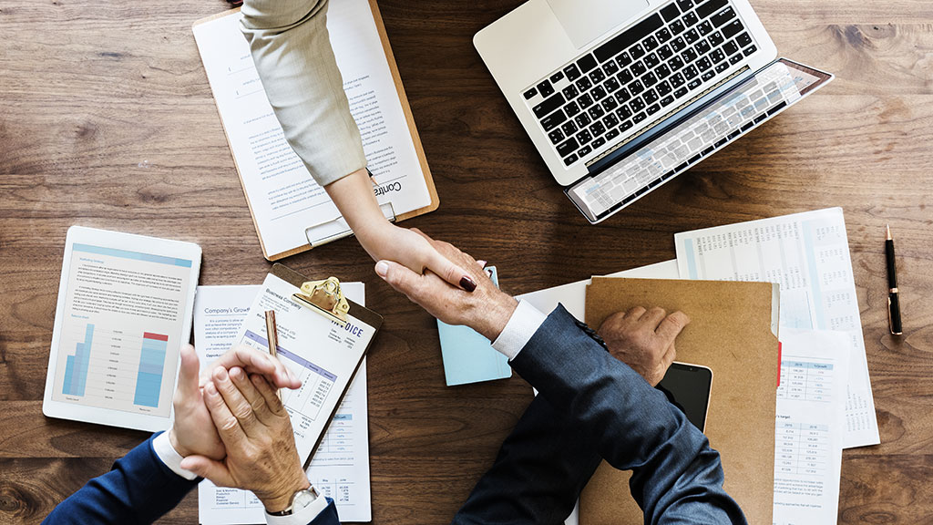 Los profesionales mexicanos pertenecientes a la entidad podrán acceder a programas de formación continua, de posgrado o máster universitario. (Foto: freepik - rawpixel.com)