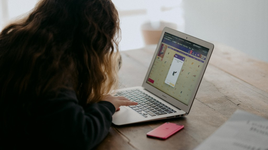 The main objective is to design an interactive and personalized computer program to improve phonological awareness in children aged between three and seven years old (Photo: Annie Spratt, Unsplash)