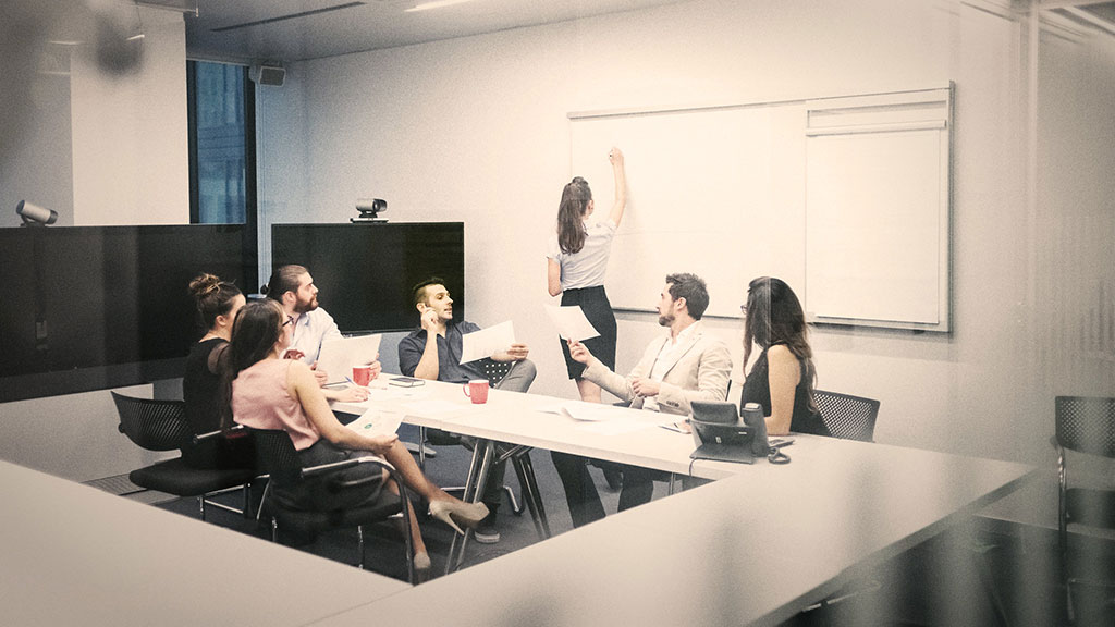 Una de las inconformidades actuales del gremio en el país es la existencia de un doble sistema de evaluación. (Foto: Flickr  UOC_Universitat)