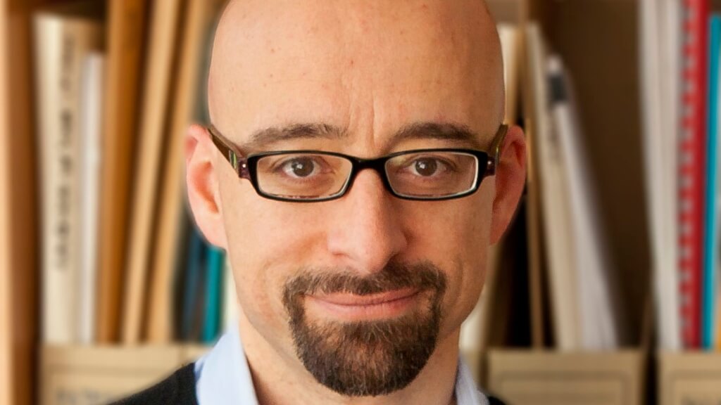 El metge Salvador Macip, catedràtic i director dels Estudis de Ciències de la Salut de la UOC, és també un investigador de trajectòria reconeguda en l'àrea de l'envelliment i el càncer