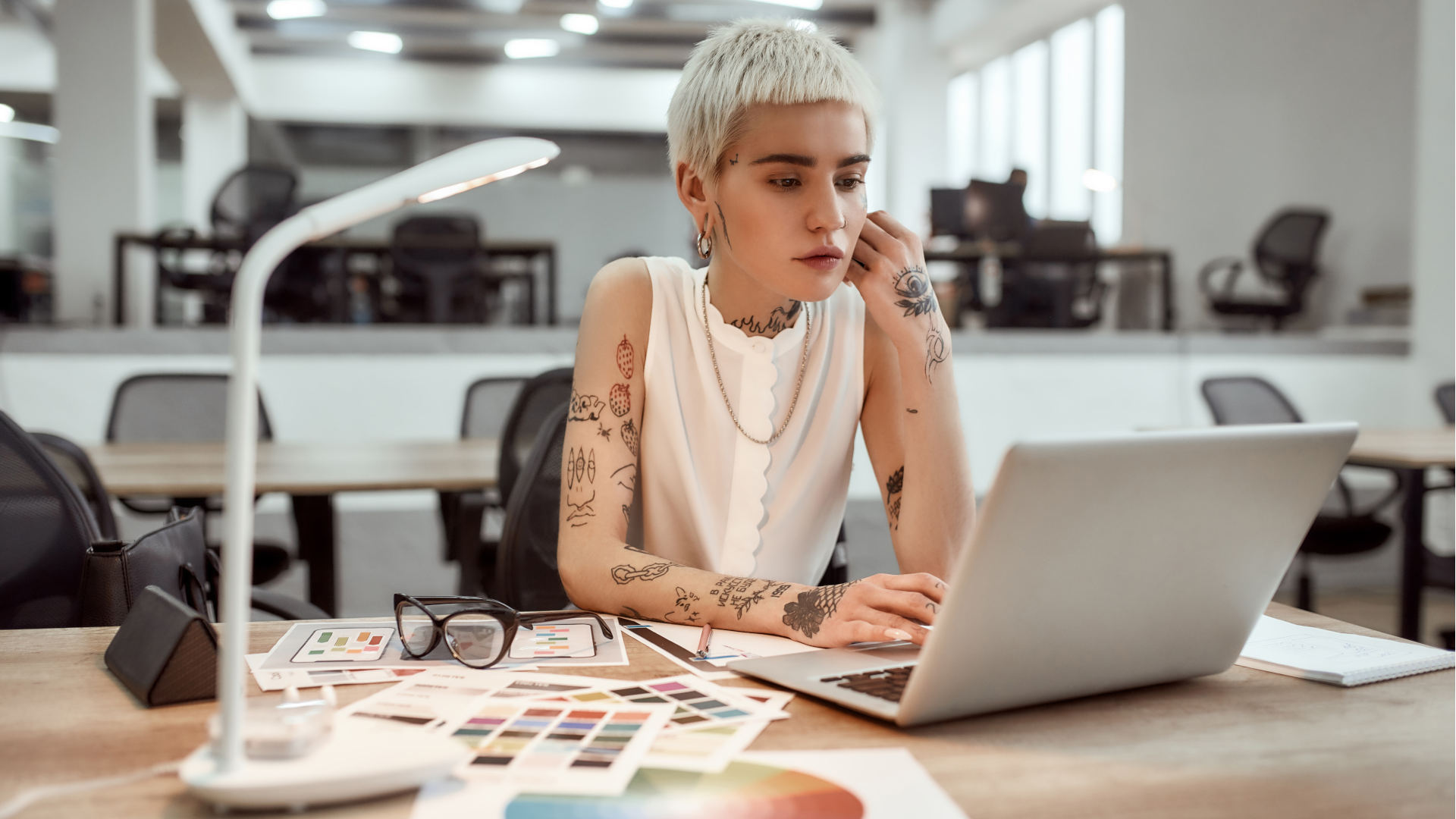 The researchers believe that AI will significantly transform processes and the way people work in the creative industries (photo: Adobe)