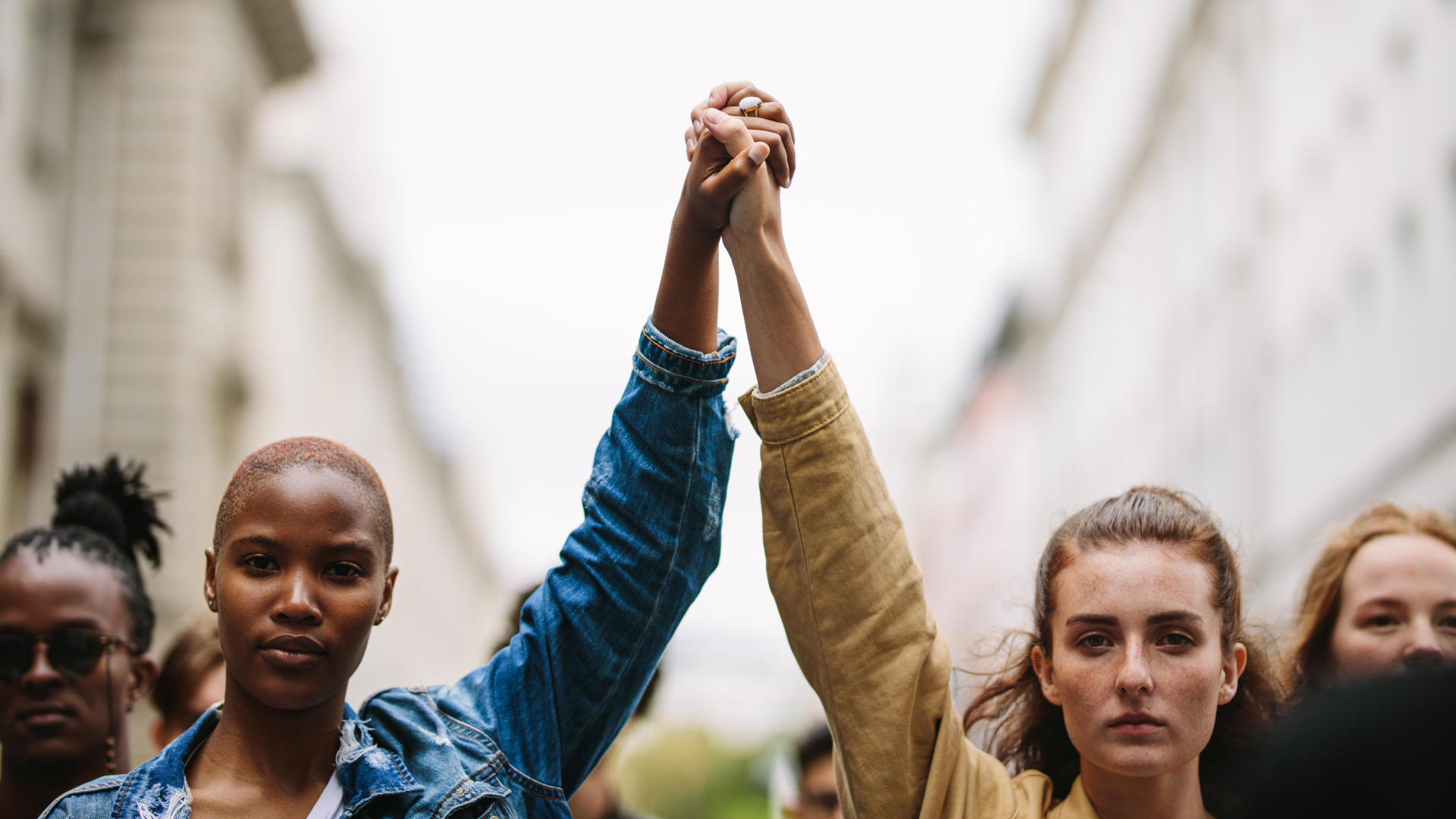 La UOC refuerza su compromiso con la lucha contra la discriminación racial