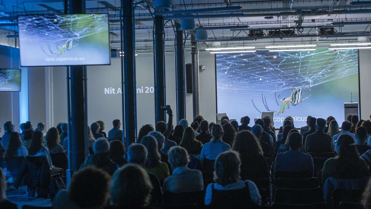 La UOC ha celebrado La noche Alumni con más de un centenar de participantes.