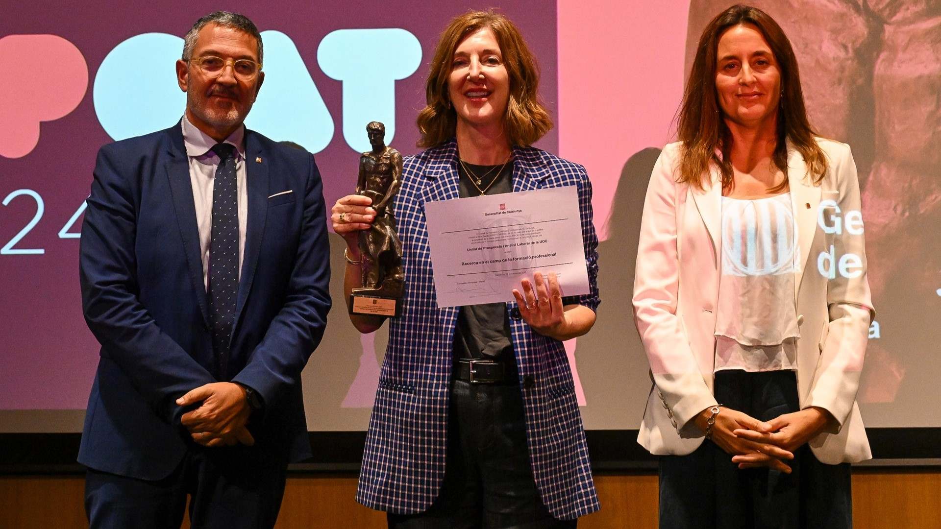 La Unidad de Prospección y Análisis Laboral de la UOC recibe el Premio FPCAT 2024 a la investigación en el campo de la formación profesional