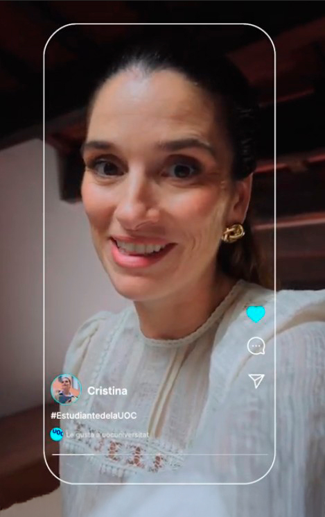 Cristina, estudiante de la UOC video link