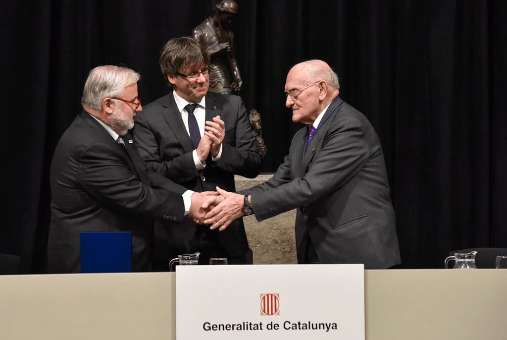 medalla d'honor a Gabriel Ferraté