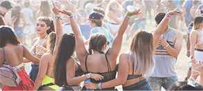 Imagen del artículo de Carlos Moreno y Anna Almécija Casanova Diseñar festivales musicales más seguros: el papel de los protocolos frente a la violencia sexual y el odio