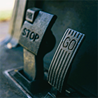 Imatge de l'article d'Ignasi Gozalo Salellas Accelerant vers l’artificialitat (i vers l’autoexplotació)