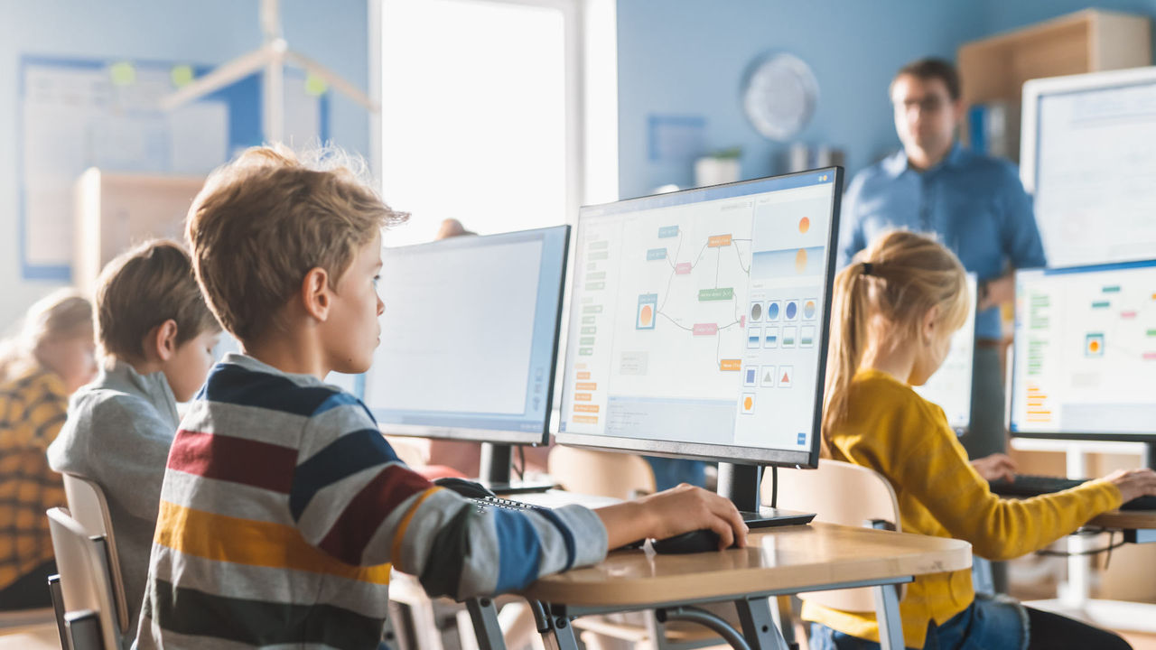 Student with pc