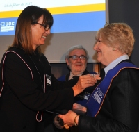 Cerim�nia d'investidura de l'honoris causa de Brenda Gourley