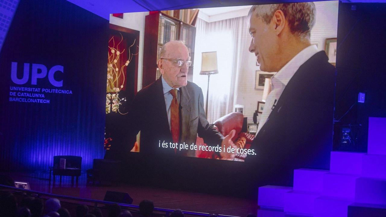 L'Auditori de la UPC ha acollit l'emotiu acte d'homenatge al rector Gabriel Ferraté.