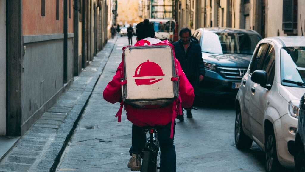 en españa hay un mercado potencial de 10 millones de personas que piden comida a domicilio